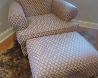 Custom Club Chair & Ottoman
Baker Furniture Company