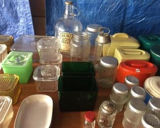 Refrigerator dishes, Hoosier jars, and two United Airlines plates
