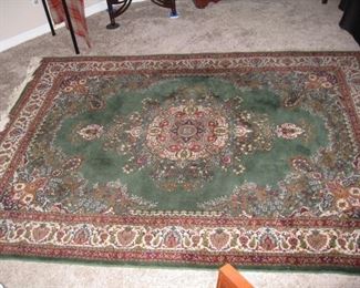 Approx. 5'8"x 8' Oriental rug