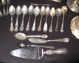 Sterling souvenir teaspoons and assorted others