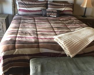 King Headboard / Comforter Set