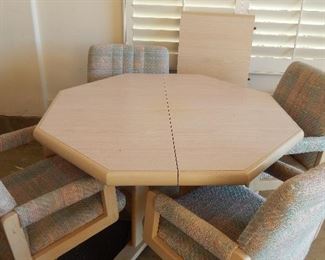 Game table leaf 4 chairs