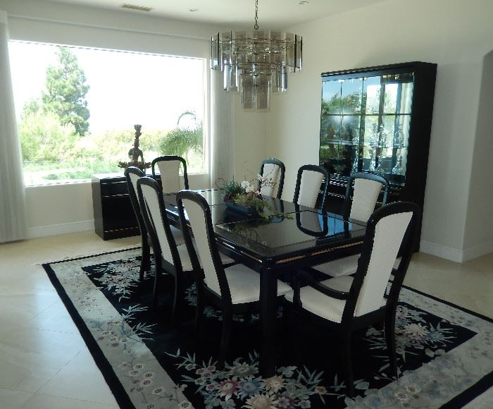 Broyhill Table 8 chairs Black Lacquer