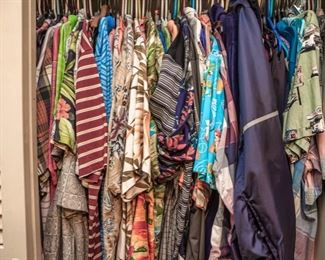LARGE SELECTION OF MEN'S TROPICAL AND HAWAIIAN STYLE SHIRTS. 