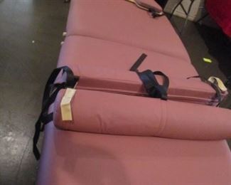 Massage table 
