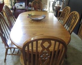 Oak Dining Table and chairs