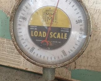 Vintage Cunning Maxwell & Moore scale