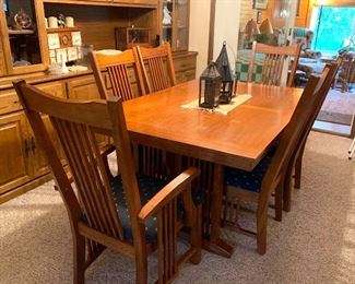 Mission Syle Dining Room Table and 6 Chairs