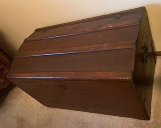 Vintage Trunk
