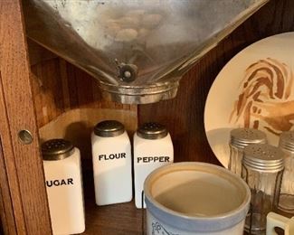 Vintage Kitchenware
