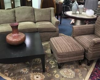 DAPHA UPHOLSTERED SOFA & CHAIR DUCK DOWN FILLING CUSHIONS (DIVISION OF BAKER) TUFENKIAN AREA RUG