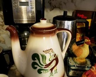 Beautiful vintage California Pottery coffee pot