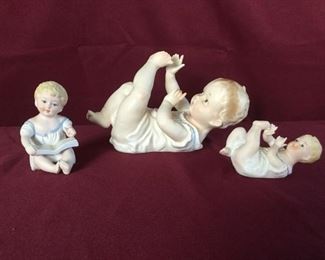 Vintage Porcelain Bisque Piano Babies https://ctbids.com/#!/description/share/235789