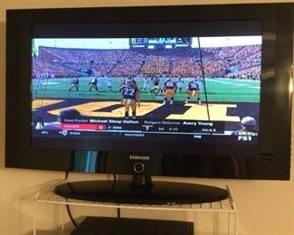 31'' Samsung Flat Screen https://ctbids.com/#!/description/share/235829