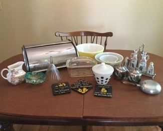 Vintage Kitchen https://ctbids.com/#!/description/share/235852