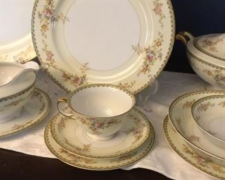 Hand Painted Meito China From Japan https://ctbids.com/#!/description/share/235812