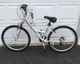 Nishiki Tamarack Women's Bike https://ctbids.com/#!/description/share/235840