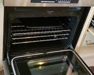 Did they ever cook in this Dacor oven? Don't think so!