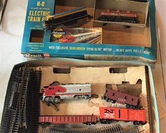 Revell train set