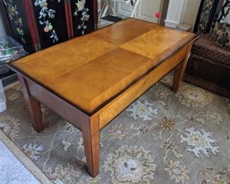 convertible lift top coffee table/desk