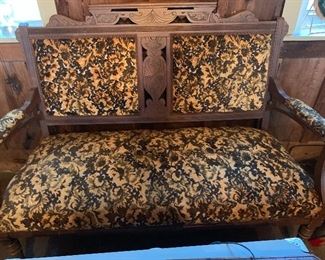 Antique love seat in great condition
