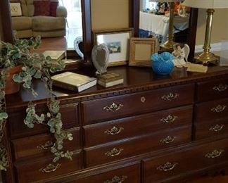 Dresser w/double mirrors by Broyhill