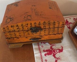 Asian jewelry box