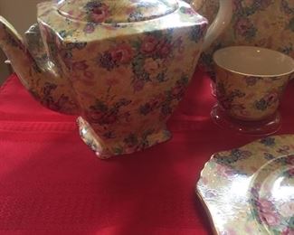 More chintz teapots, cups and plates