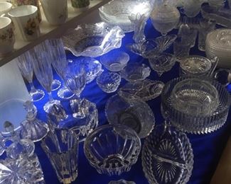 tea beakers, mugs and teacups & saucers-lots-Orrefors and Sandwich glass