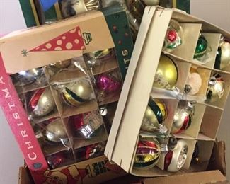 vintage Christamas ornaments-lots