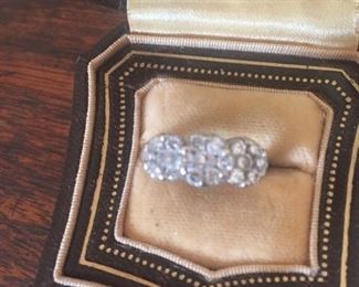 Pavé roses ring
