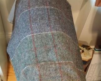 tbs wool table runner