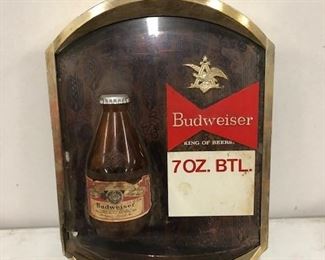 Sweet old vintage Budweiser light up wall plaque style sign. Dates itself with the small and rare 7oz. bottle.