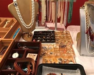LOTS of vintage jewelry.....No gold.