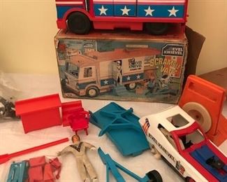 Rare 1973 Evel Knievel "Scramble Van" . Pink stripe version.