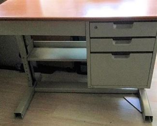 APC080 Four Drawer Metal Desk