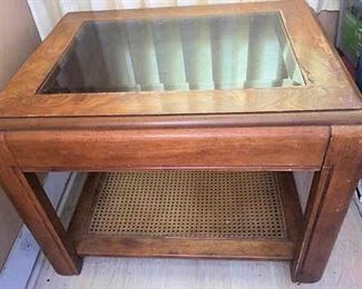 APC110 Pair of End Tables