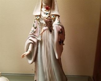 Cybis figure