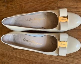 Designer Ferragamo shoes (sz 8-8.5)