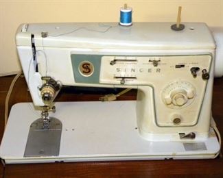 VIntage Singer Sewing Machine