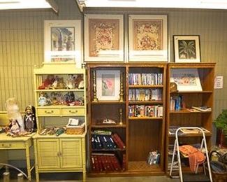 Dolls collectables dressers