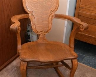 Antique Tiger Oak Rocking Chair / Rocker