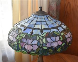 Stained Glass Table Lamp (Tiffany Style)