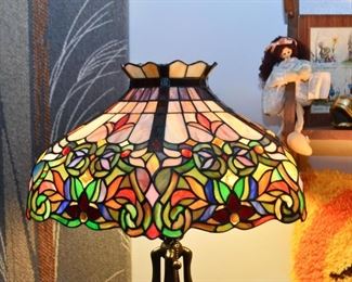 Stained Glass Table Lamp, Tiffany Style