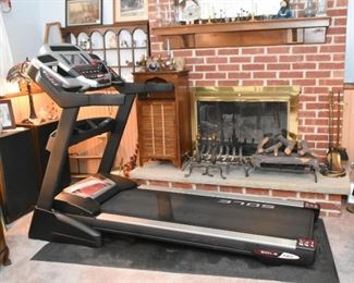 Sole F85 Treadmill - Exercise Machine / Equipment