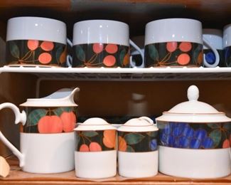 Noritake Impromptu Fine Porcelain Dinnerware - Forest Bounty Pattern