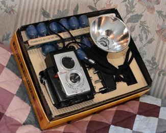 Vintage Brownie Starflex Camera