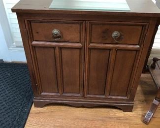 Foyer console