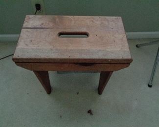 small cobblers bench