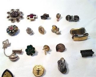 pins and lapel pins